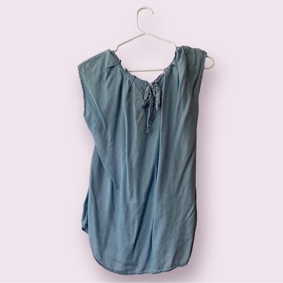 Lauren Conrad top - Picture 2 of 6